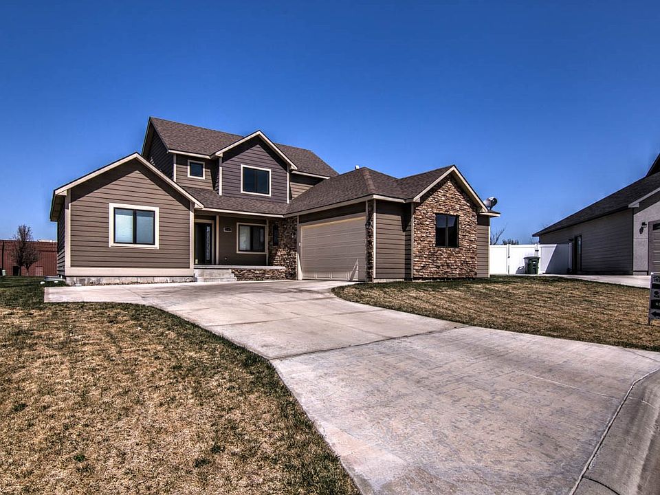 1st image of 2104 Fairfield Cir