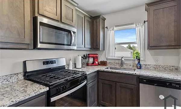 932 American Flyer Blvd — Photo 10