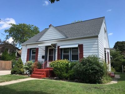 2616 S Fulton St, Milwaukee, WI, 53207