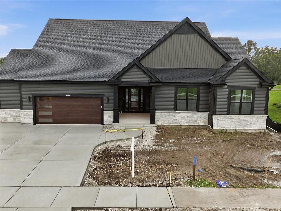 1st image of 1322 Scotsland LANE