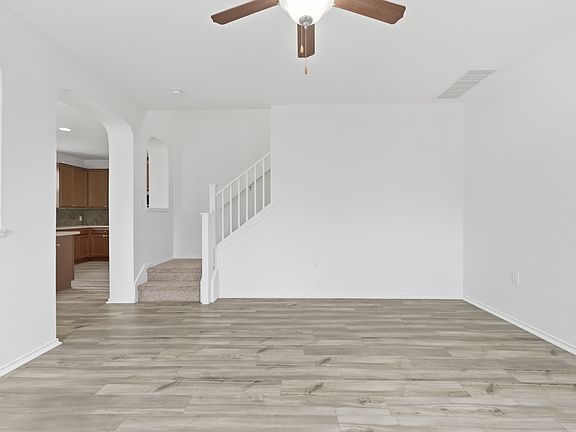 5th image of 11200 Drumellan St
