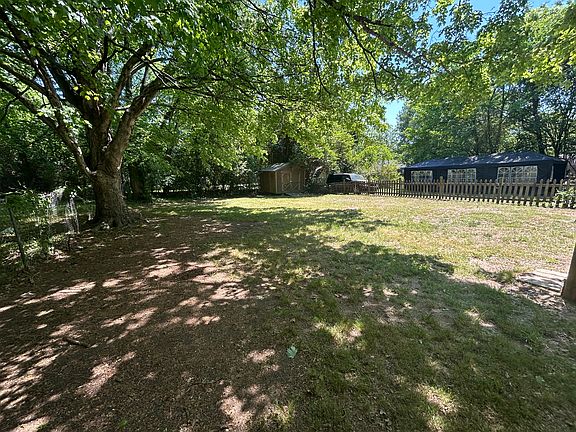 5th image of 73 Douglas Ave NW