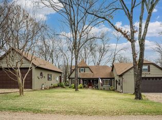 103 Deer Island Rd, Mabank, TX 75156