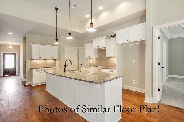 1st image of 5545 Stonefield Dr