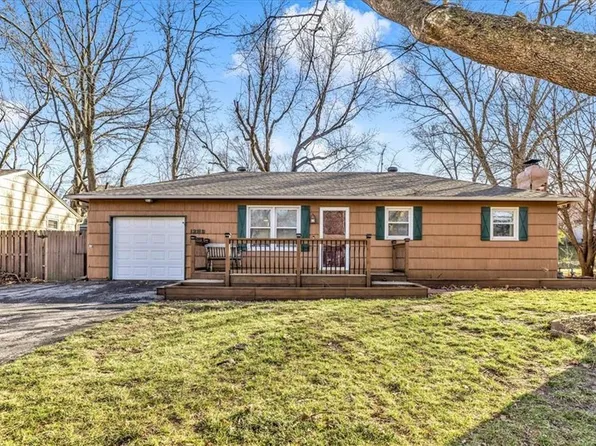 12113 W 64th Ter, Shawnee, KS 66216