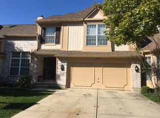 604 Cherbourg Dr, Buffalo Grove, IL 60089