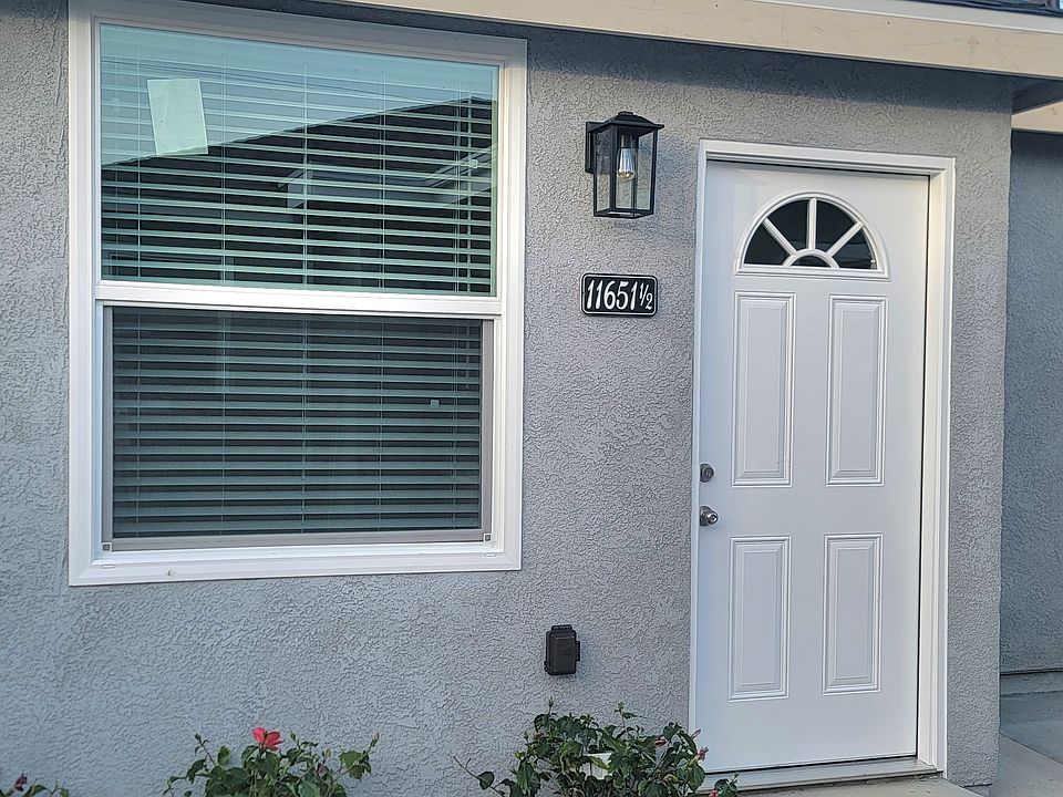 1st image of 11651 1/2 Sunglow St