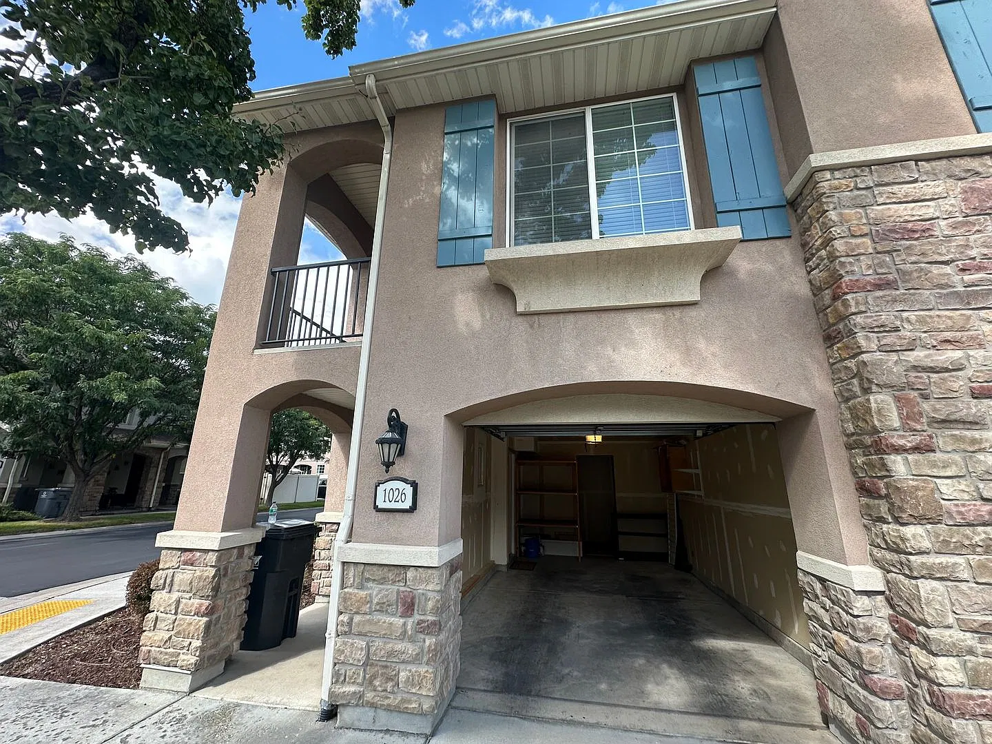Pleasant Grove Condo | 2 Bed 2 Bath Garage Community Pool — Photo 4