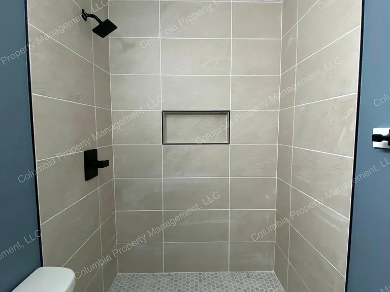 527 Georgia St — Photo 14