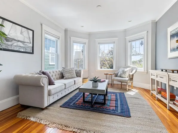 3 Yerxa Rd Unit 3, Cambridge, MA 02140