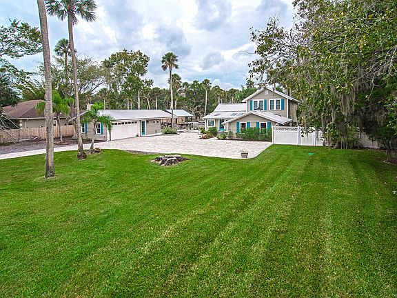 2nd image of 11 Palm Ln