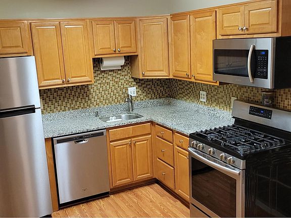3rd image of 13214 Parcher Ave