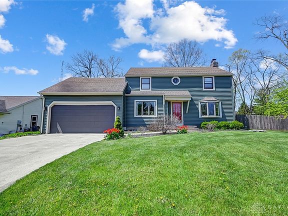 2nd image of 877 Olde Farm Ct