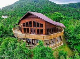 3219 Grouse Ridge Ln, Sevierville, TN 37862