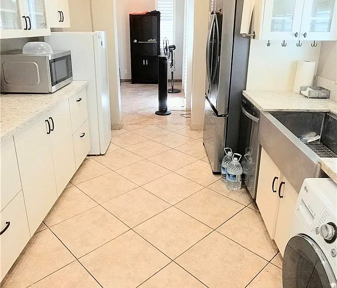 9038 Primrose Dr — Photo 12