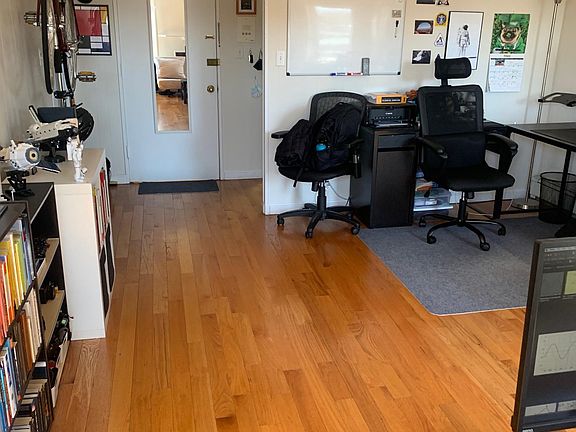 3rd image of 1055 Beacon St #1-6