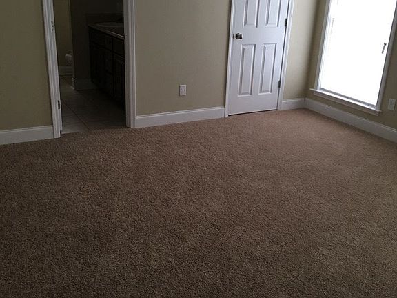 4th image of 173 Wisteria Ln