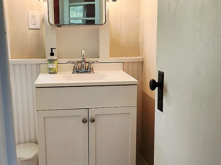 402 N Winter St — Photo 8