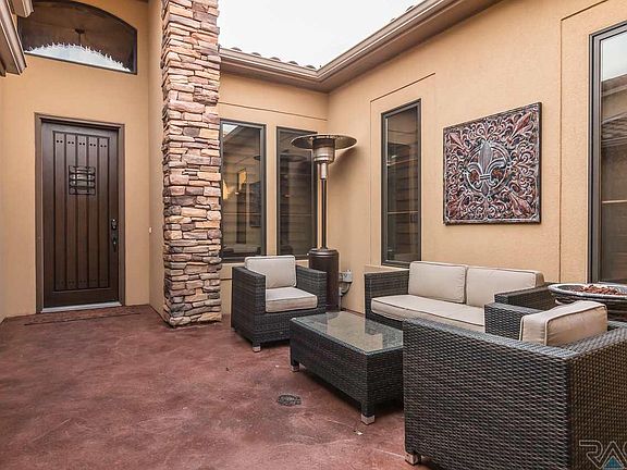 4th image of 7704 S Tuscan Club Cir