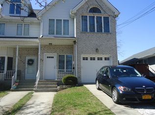 477 Mill Rd, Staten Island, NY 10306