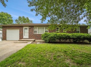 7103 N Olive St, Gladstone, MO 64118