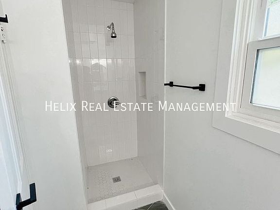 5th image of 190 S Marengo Ave #194