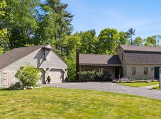 7 Stoney Hill Rd, Mattapoisett, MA 02739