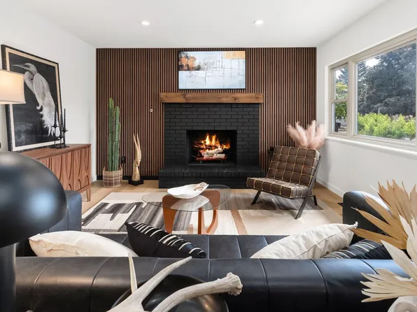 2207 Charolais Dr, Fort Collins, CO 80526