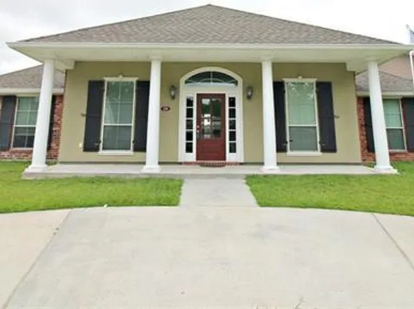 109 Shirley St, Belle Chasse, LA 70037