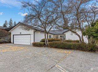 408 View Ridge Dr, Everett, WA 98203