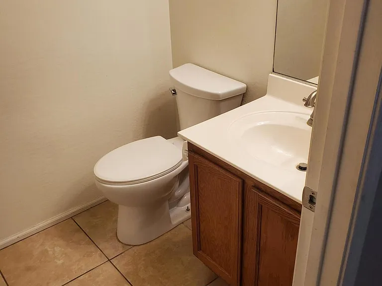 1507 S 171st Ln — Photo 23