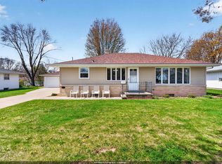 2101 Welhouse Dr, Kaukauna, WI 54130