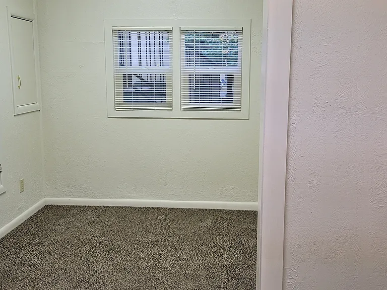 912 1/2 FORT — Photo 15