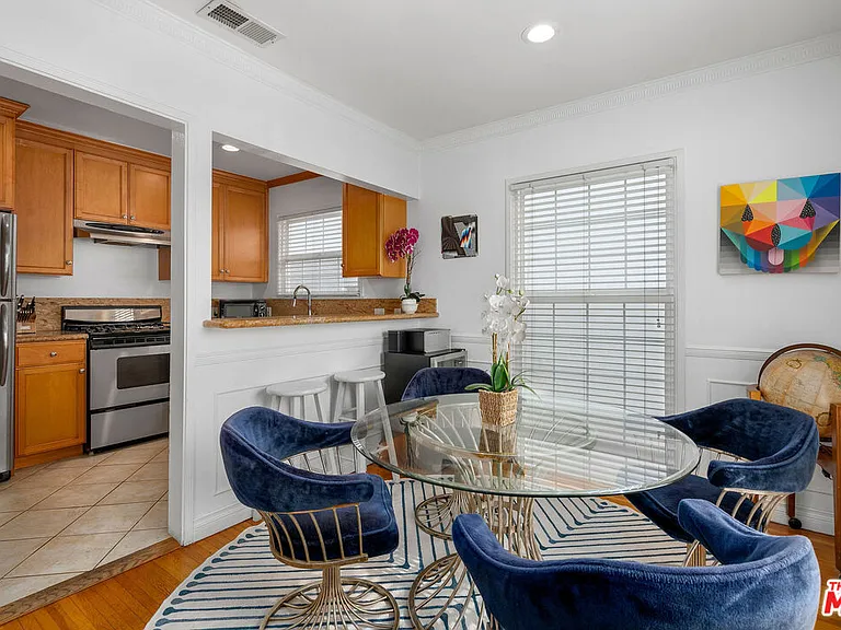 9645 W Olympic Blvd #1/2 — Photo 8