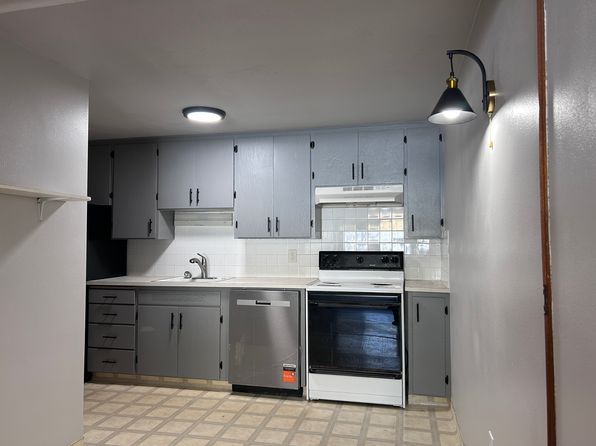 2900 NW Polk Ave #110