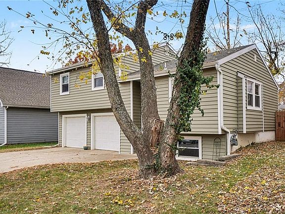 2nd image of 2415 Bryce Ct