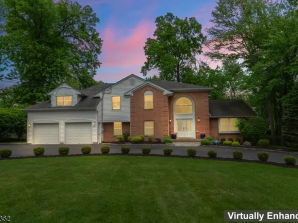 8 Elkton Ter, East Hanover Twp., NJ 07936