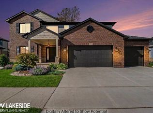 38259 Carmalot Dr, Sterling Heights, MI 48312
