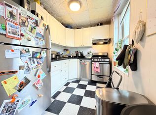 264 Kelton St APT 10A, Allston, MA 02134