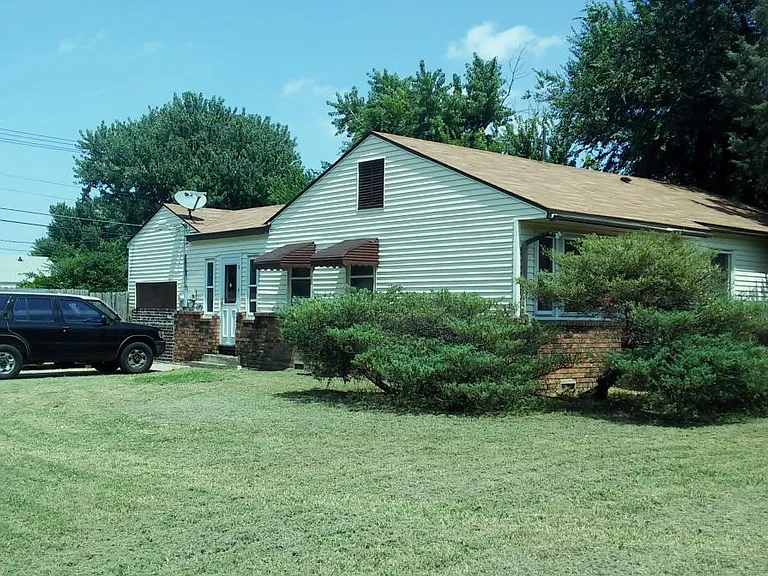 7303 E Jasper St — Photo 4