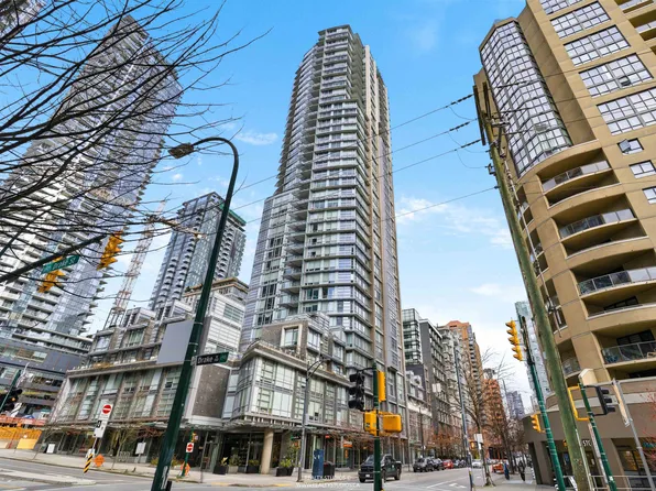 1283 Howe St #3305, Vancouver, BC V6Z 0E3
