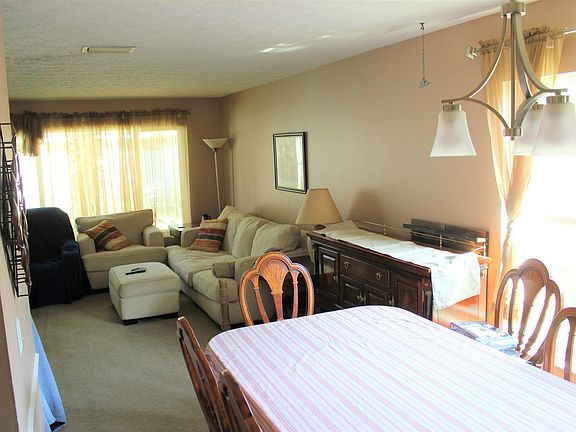 4th image of 3629 Red Oak Cir W