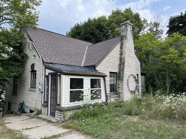 4654 South Lake ROAD, Colgate, WI 53017