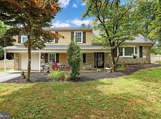 5 Serene Ln, Yardley, PA 19067