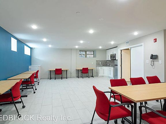 5th image of 437 N 40th St #4C