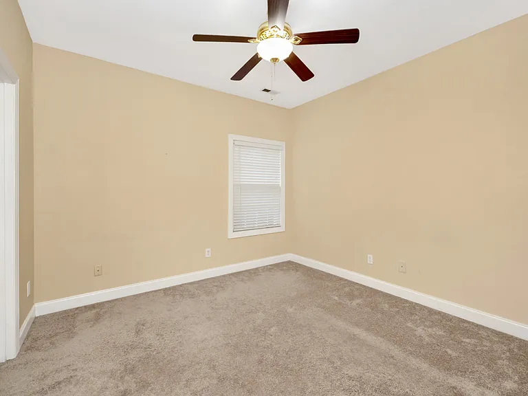 29863 Thunderpaw Dr — Photo 5