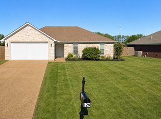 129 Paulmerston Dr, Medina, TN 38355