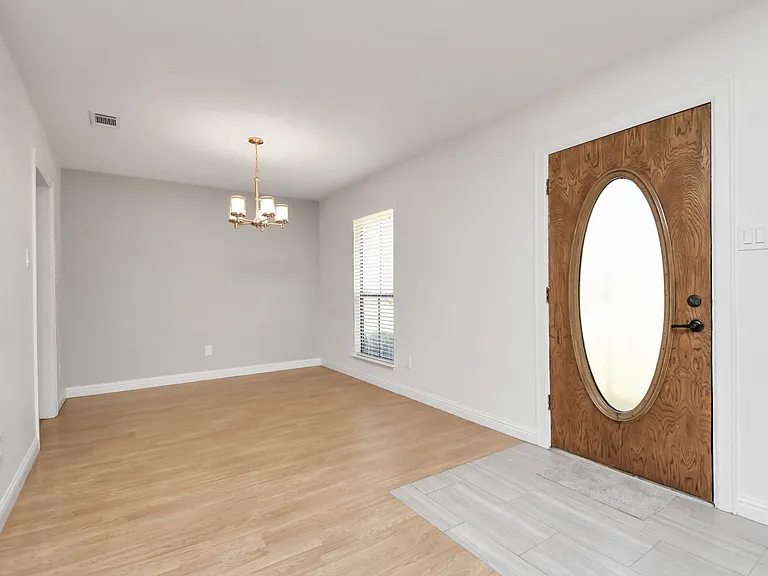 2514 Trailside Ct — Photo 10
