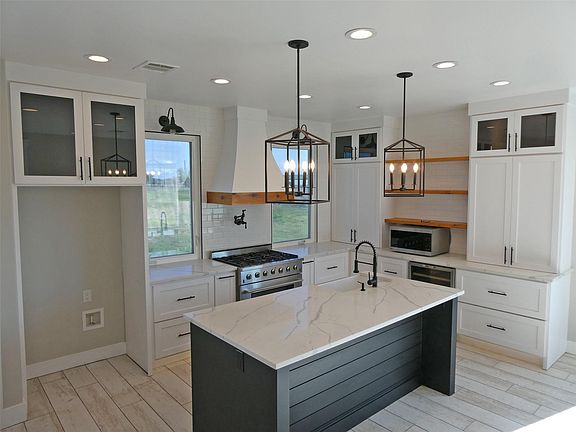 5th image of 3947 County Road 210