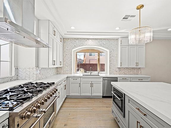 5th image of 6335 Mount Eden Ave